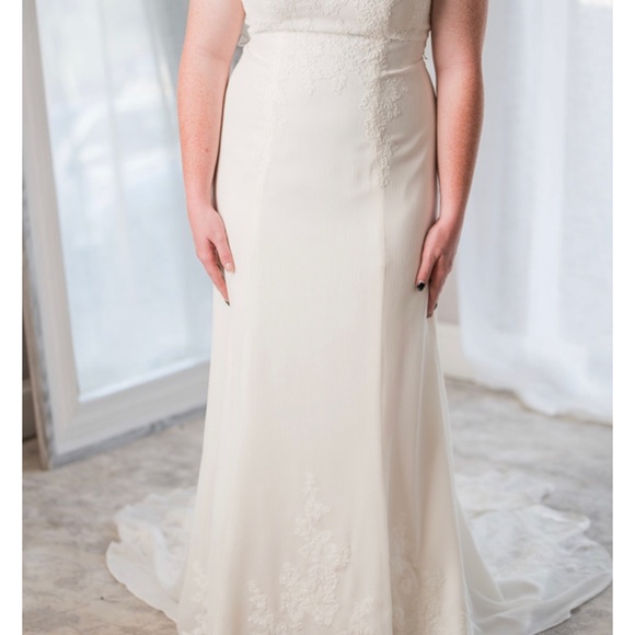 GALINA weeding dress 12 - Picture 4 of 16